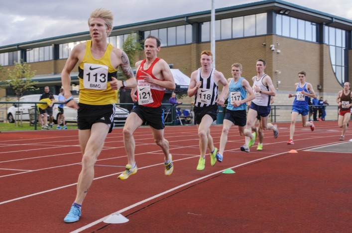 Glasgow Miler Meet athletes on the trsack at Hutchesons' Grammar