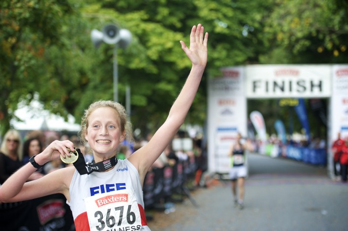 Megan Crawford win 2013 Loch Ness Marathon