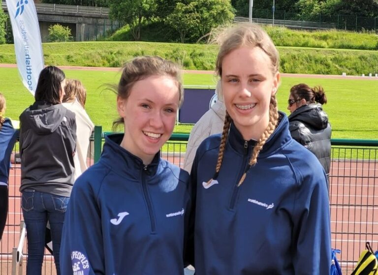 Young athletes enjoy 4J SUPERteams and YPF duo help our Officials