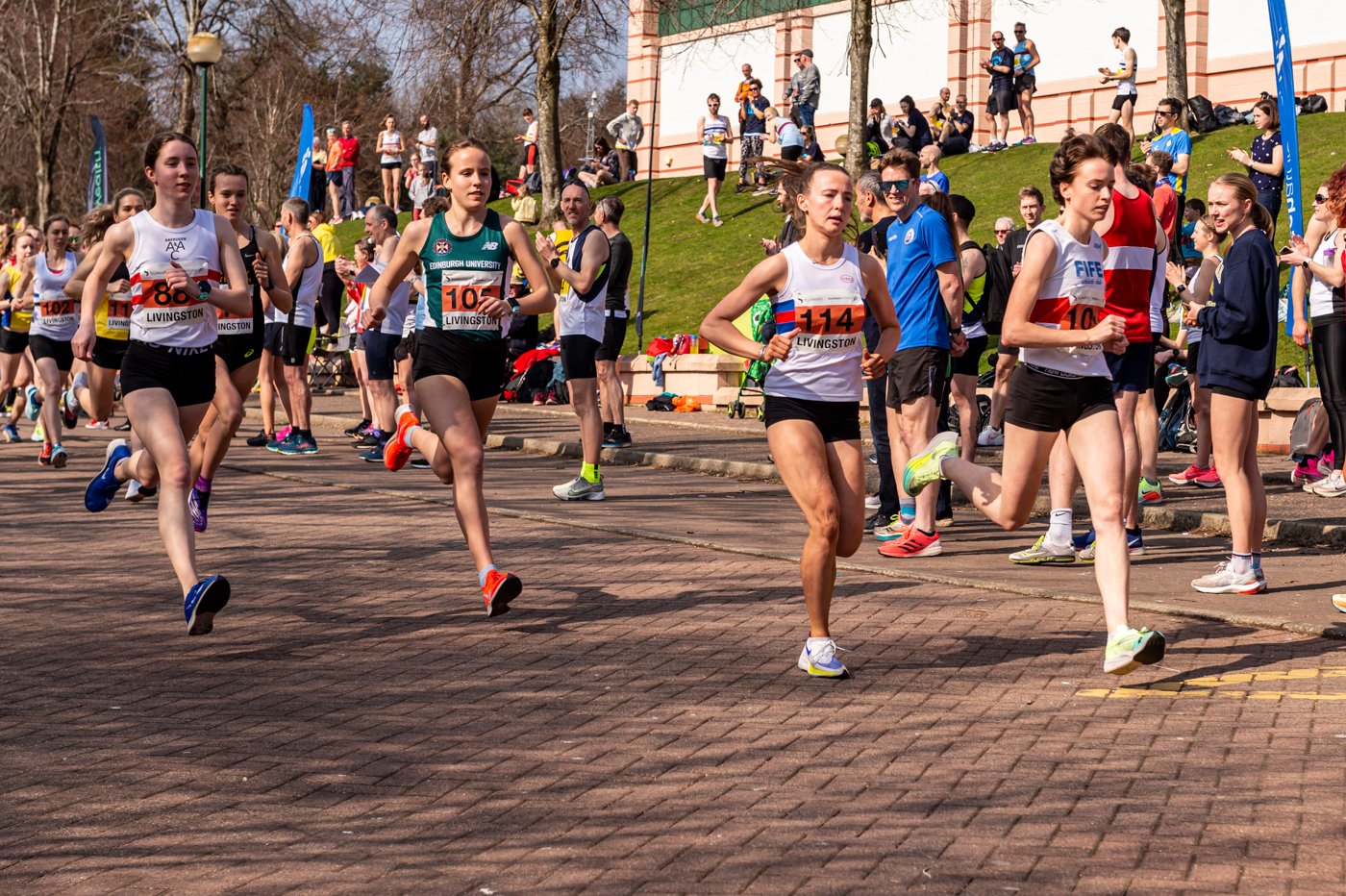 Hundreds prepare to race in our National Road Relays Scottish Athletics